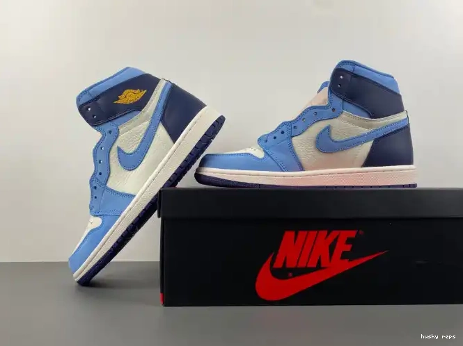 Rep Husky Jordan OG in 1 WMNS Flight Air FD2596-400 First High 0520